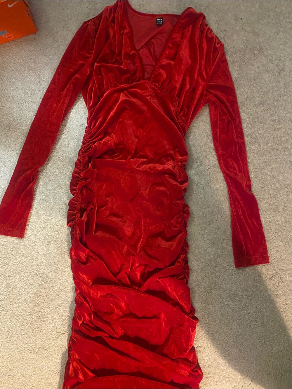 SHEIN Red Velvety Ruched V-Neck Long Sleeve Dress